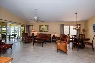 827 Harrington Lake Ln, Venice, FL 34293 - Photo 4