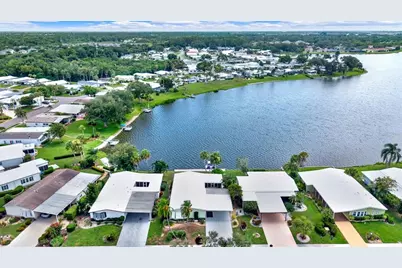8479 Imperial Circle, Palmetto, FL 34221 - Photo 4