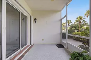 418 Laurel Lake Dr, Venice, FL 34292 - Photo 22
