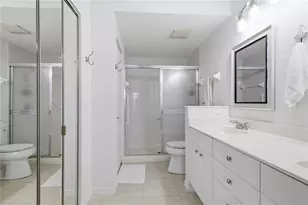 418 Laurel Lake Dr, Venice, FL 34292 - Photo 16