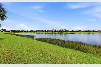 17523 Hampton Falls Terrace, Bradenton, FL 34202 - Photo 36