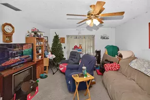 7318 Kingsbury Cir, Tampa, FL 33610 - Photo 6