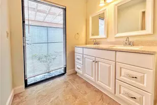 5549 Boulder Blvd, Sarasota, FL 34233 - Photo 10