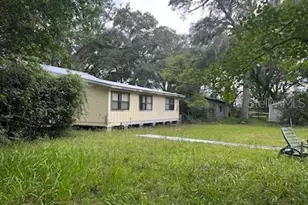 5040 SE 3rd Ln, Trenton, FL 32693 - Photo 4