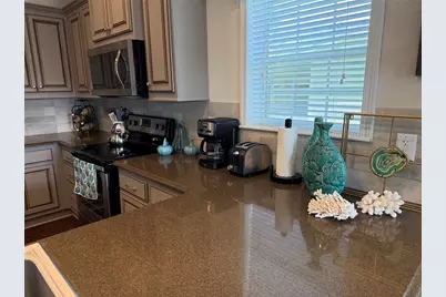 5274 E Camelot Drive, Sarasota, FL 34233 - Photo 16