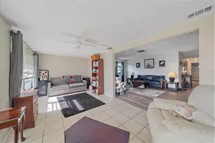 3286 Brunswick Ln, Sarasota, FL 34239 - Photo 18