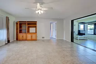 11081 Magdalena Ave, Englewood, FL 34224 - Photo 4