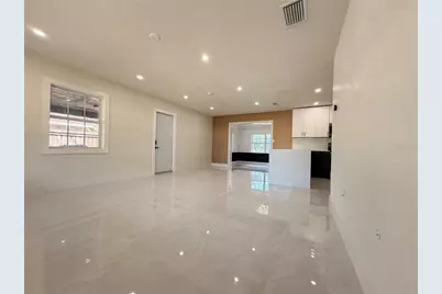 2405 21st Ave W, Bradenton, FL 34205 - Photo 4