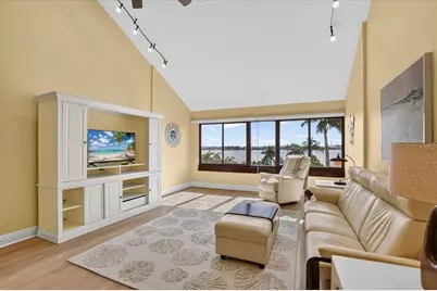 1007 Gulf Drive N #217, Bradenton Beach, FL 34217 - Photo 4
