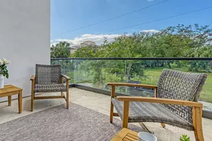 62 Audubon Pl, Sarasota, FL 34237 - Photo 18
