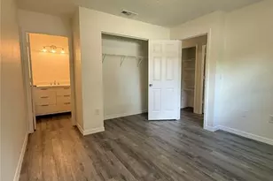 1013 6th St E, Bradenton, FL 34208 - Photo 8