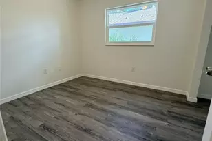 1013 6th St E, Bradenton, FL 34208 - Photo 12