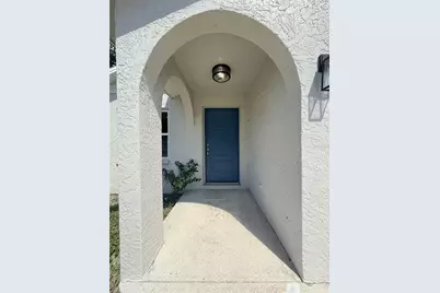 1013 6th Street E, Bradenton, FL 34208 - Photo 2