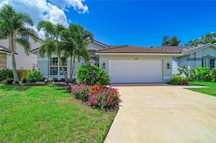 4500 Del Sol Blvd S, Sarasota, FL 34243 - Photo 2