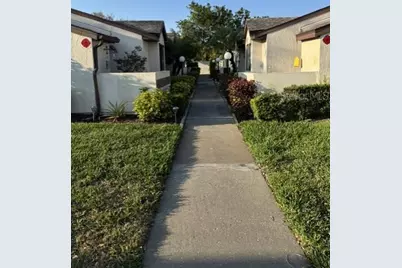 5928 36th Avenue Circle W #E, Bradenton, FL 34209 - Photo 2