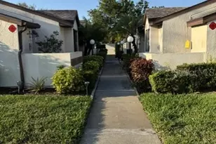 5928 36th Ave Cir W, Bradenton, FL 34209 - Photo 2