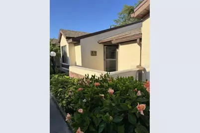 5928 36th Avenue Circle W #E, Bradenton, FL 34209 - Photo 1