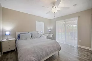 2126 Hyde Park St, Sarasota, FL 34239 - Photo 24