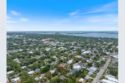 2126 Hyde Park Street, Sarasota, FL 34239 - Photo 8
