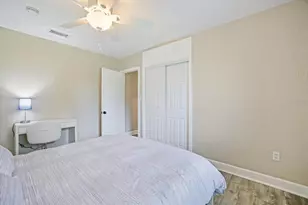 2126 Hyde Park St, Sarasota, FL 34239 - Photo 30
