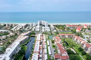 1300 N Portofino Dr, Sarasota, FL 34242 - Photo 4