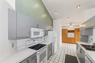 3886 40th Ave W, Bradenton, FL 34205 - Photo 8