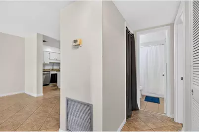 4507 9th Street W #E3, Bradenton, FL 34207 - Photo 18