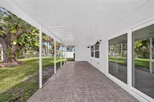 341 Shore Dr, Ellenton, FL 34222 - Photo 10