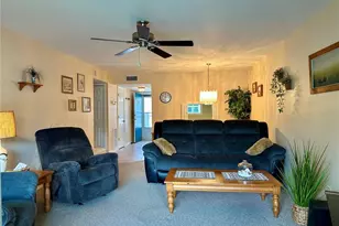 1330 Glen Oaks Dr E, Sarasota, FL 34232 - Photo 12