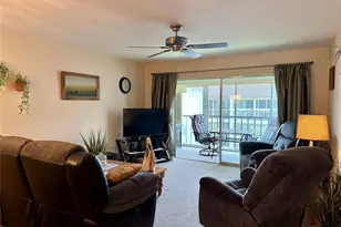 1330 Glen Oaks Dr E, Sarasota, FL 34232 - Photo 10
