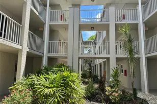 1330 Glen Oaks Dr E, Sarasota, FL 34232 - Photo 34
