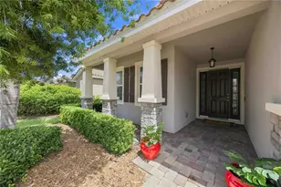 5516 Cartagena Dr, Sarasota, FL 34233 - Photo 2