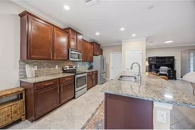 5516 Cartagena Drive, Sarasota, FL 34233 - Photo 10
