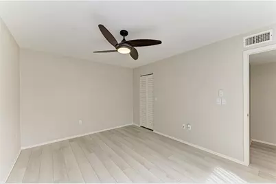 813 Spring Lakes Boulevard, Bradenton, FL 34210 - Photo 24