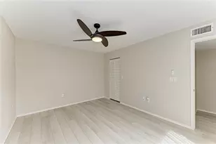 813 Spring Lakes Blvd, Bradenton, FL 34210 - Photo 24
