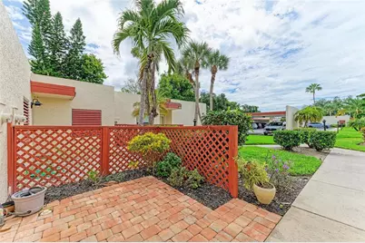 813 Spring Lakes Boulevard, Bradenton, FL 34210 - Photo 36