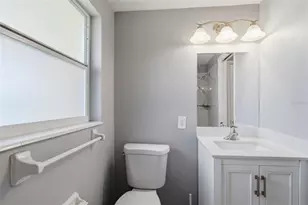 1786 Coconut Dr, Venice, FL 34293 - Photo 18