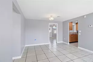 1786 Coconut Dr, Venice, FL 34293 - Photo 12