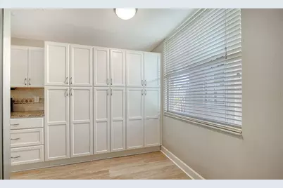 8735 Olde Hickory Avenue #8105, Sarasota, FL 34238 - Photo 8