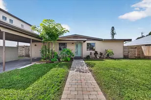 2350 Loma Linda St, Sarasota, FL 34239 - Photo 6