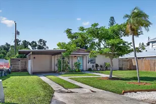 2350 Loma Linda St, Sarasota, FL 34239 - Photo 2