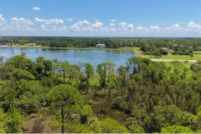 9008 Falcon Court, Venice, FL 34293 - Photo 16