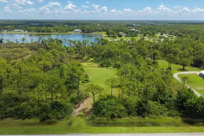 9008 Falcon Court, Venice, FL 34293 - Photo 2