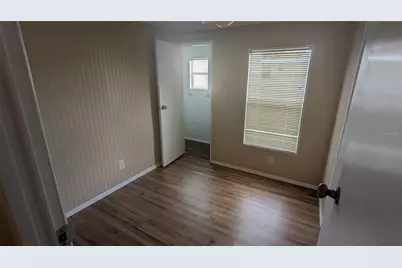 39518 Sterling Drive, Zephyrhills, FL 33542 - Photo 6