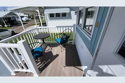 3333 26th Avenue E #1116, Bradenton, FL 34208 - Photo 2