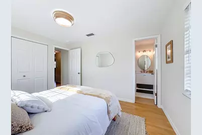 202 Peacock  Unit B Lane #B, Holmes Beach, FL 34217 - Photo 24