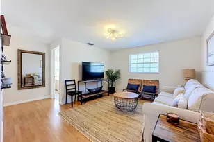 202 Peacock Ln, Holmes Beach, FL 34217 - Photo 10