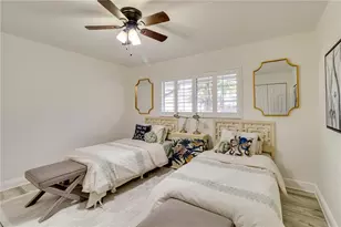 464 Yacht Harbor Dr, Osprey, FL 34229 - Photo 14