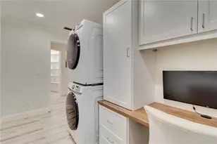 464 Yacht Harbor Dr, Osprey, FL 34229 - Photo 16