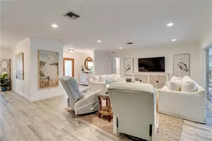 464 Yacht Harbor Dr, Osprey, FL 34229 - Photo 4